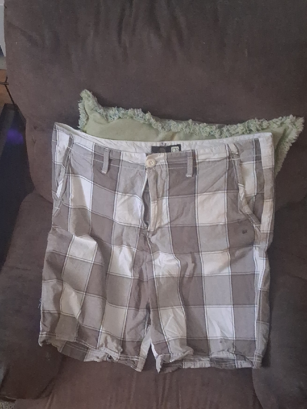 OP Men's Plaid Flat Front Shorts - Beige White